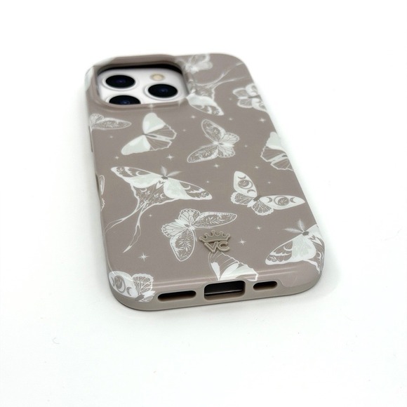 Velvet Caviar Moonlight Moth iPhone 16 Pro Case MagSafe Compatible NWOT - Picture 7 of 8